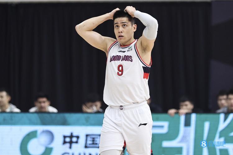 贝博体育- 转折点广州队手感冰凉，亚冠今晨攻防权衡，底气十足，赛季目标并未改变