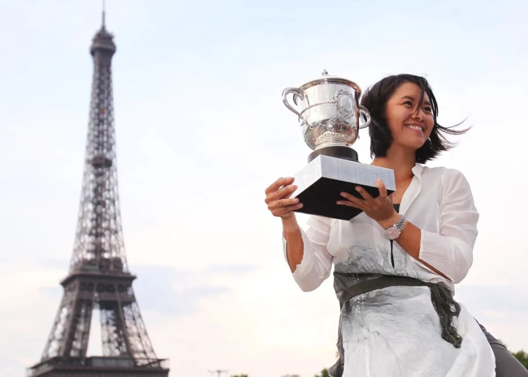 贝博-科维托娃新星挺进下一轮表现惊艳，巴塞罗那未来可期！的简单介绍