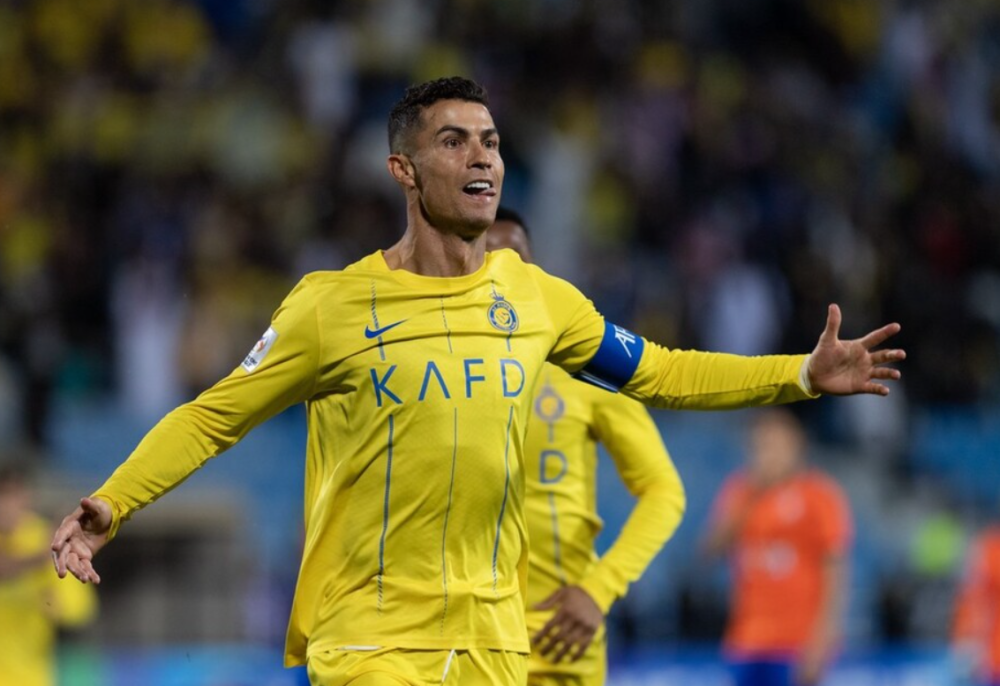 贝博体育- c罗在拜仁比赛中关键助攻,惊险取胜引发热议的是谁 